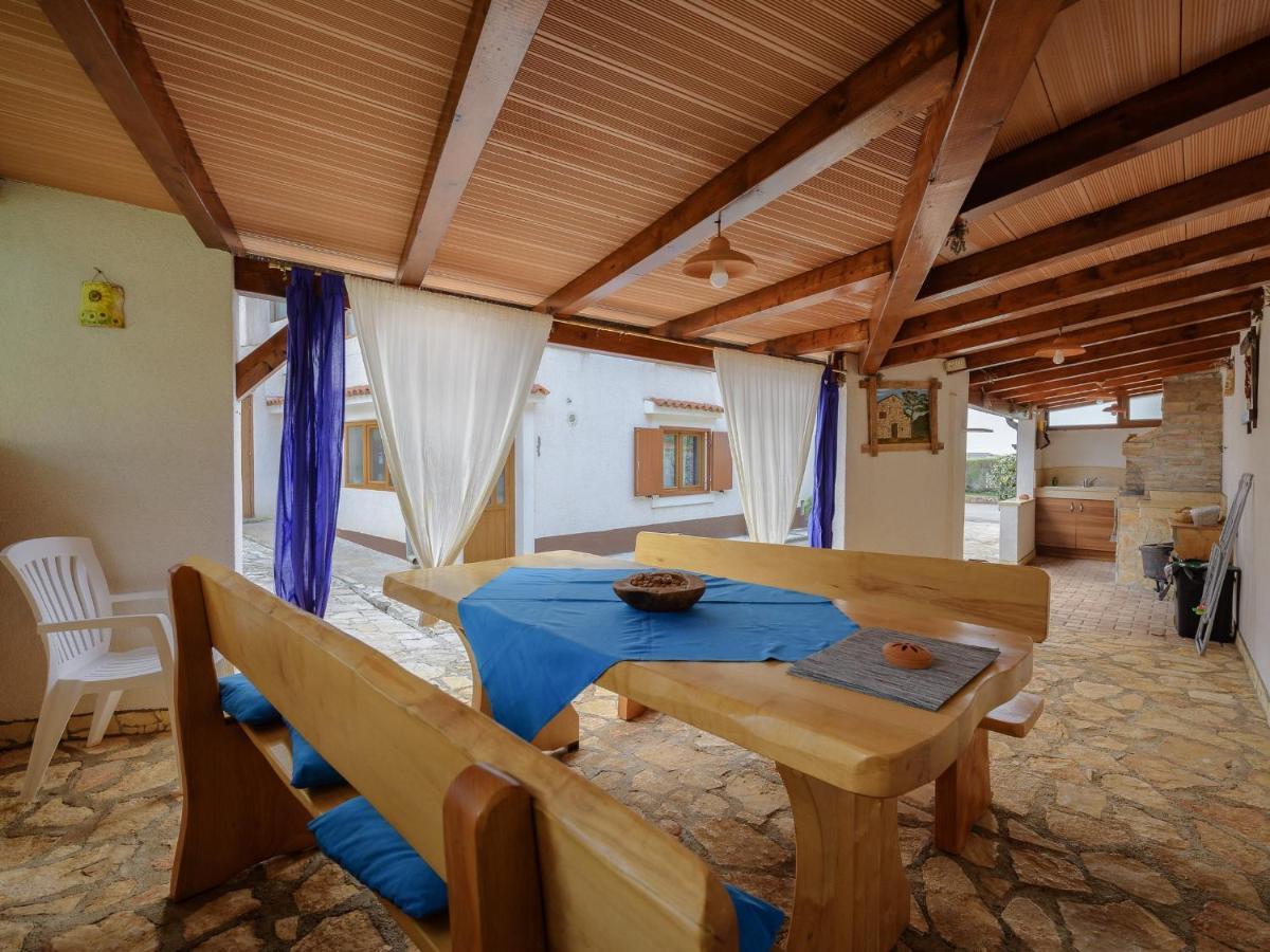 Casa Astrid By The Sea In โปเรช ภายนอก รูปภาพ