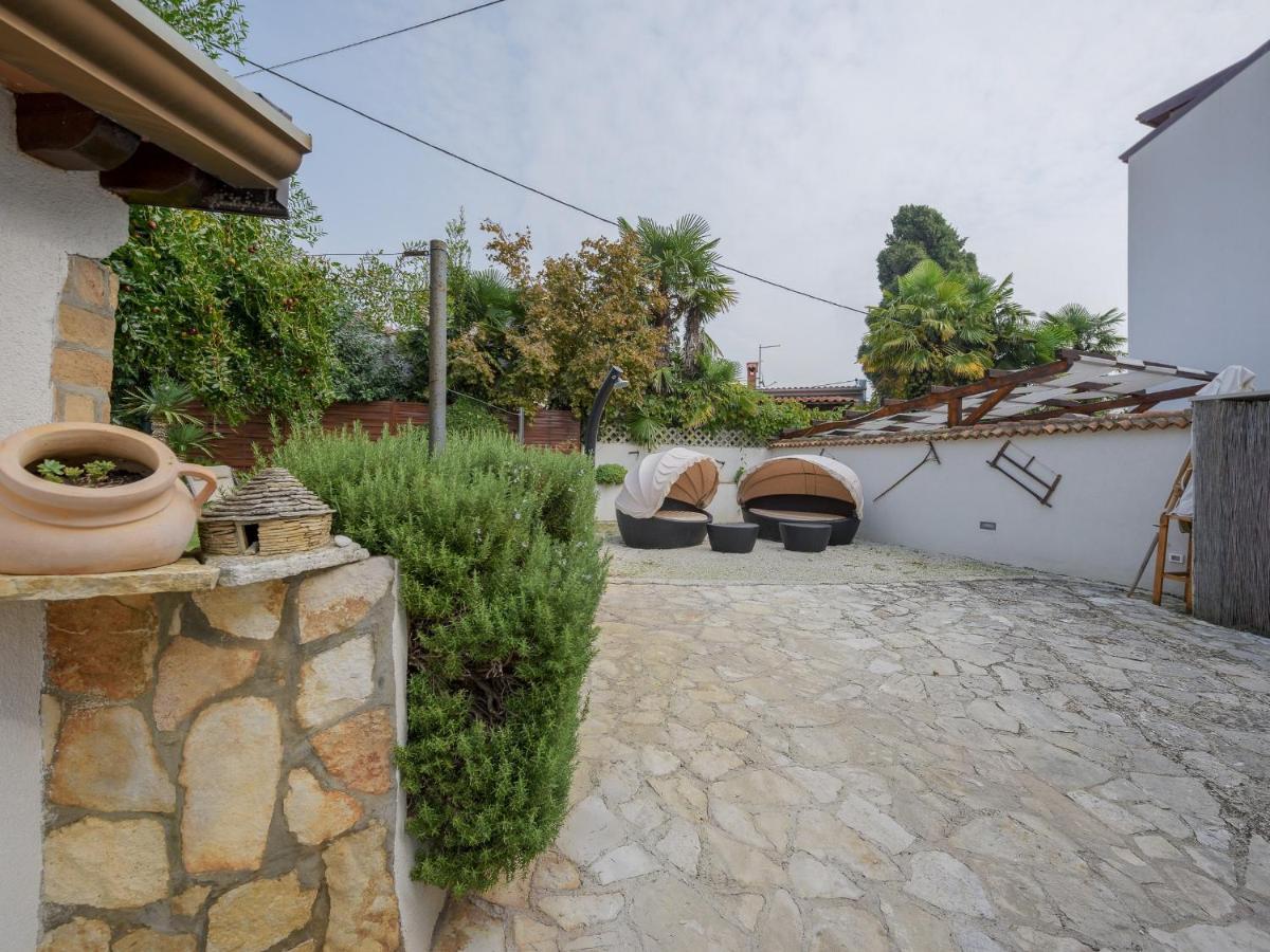 Casa Astrid By The Sea In โปเรช ภายนอก รูปภาพ