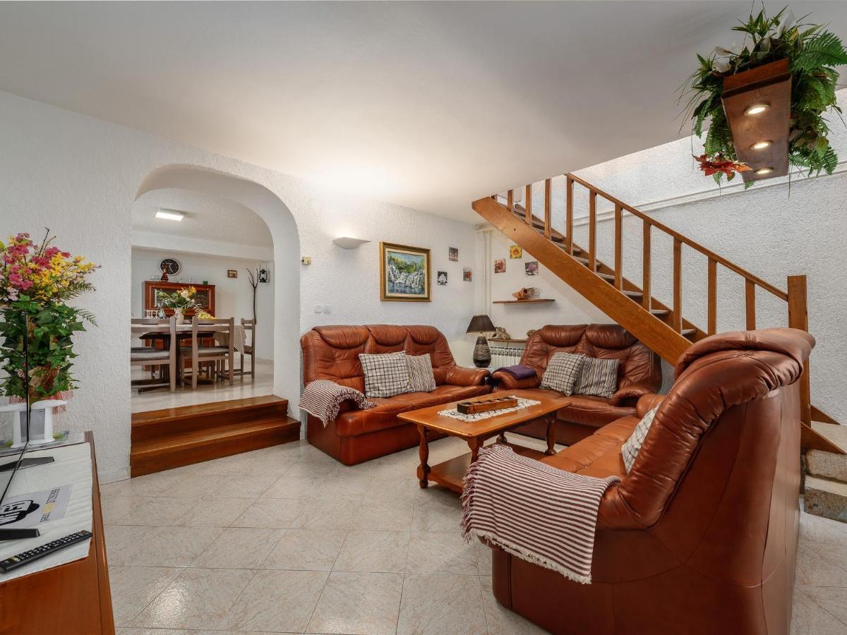 Casa Astrid By The Sea In โปเรช ภายนอก รูปภาพ